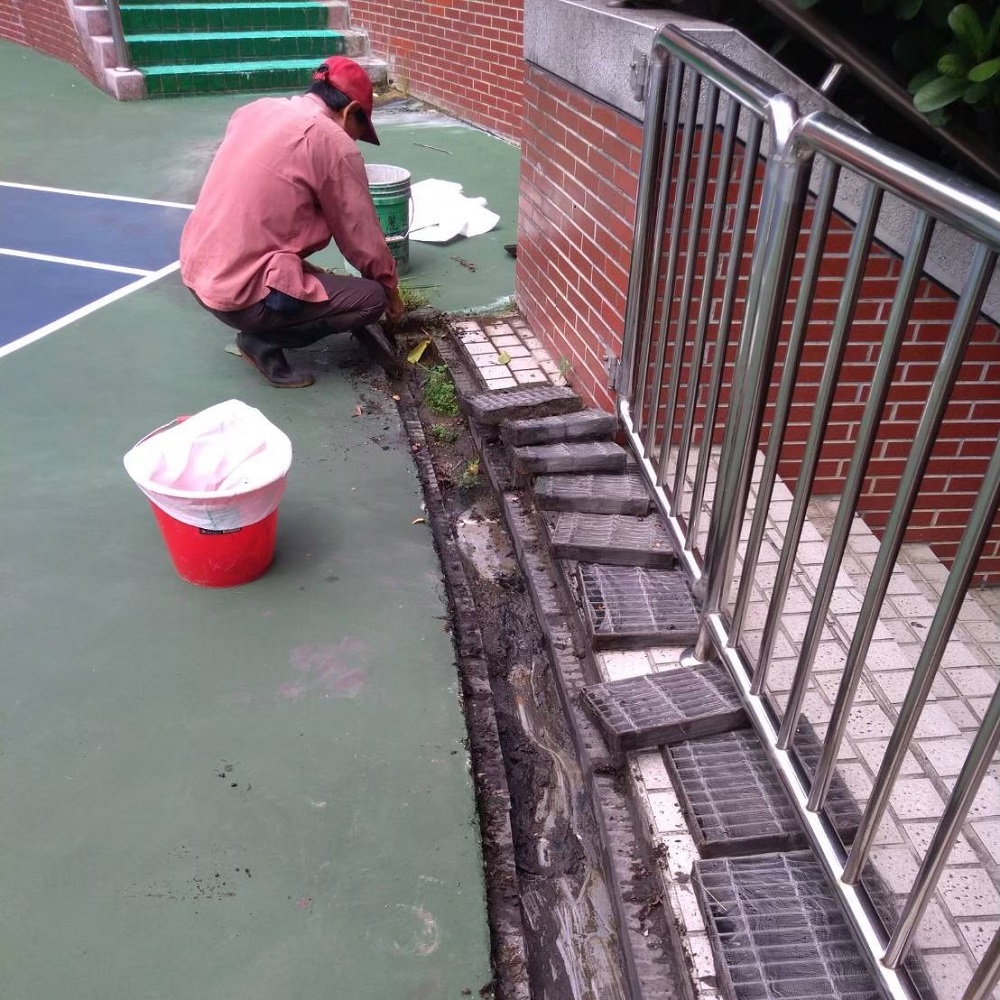 籃球場水溝清淤泥 籃球場水溝清淤泥